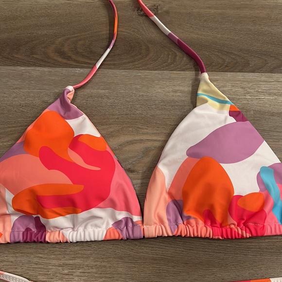 Two piece bikini swimsuit size large - Picture 2 of 5